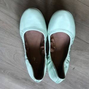 Lucky brand genuine leather flats